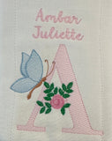 Inicial con Mariposa