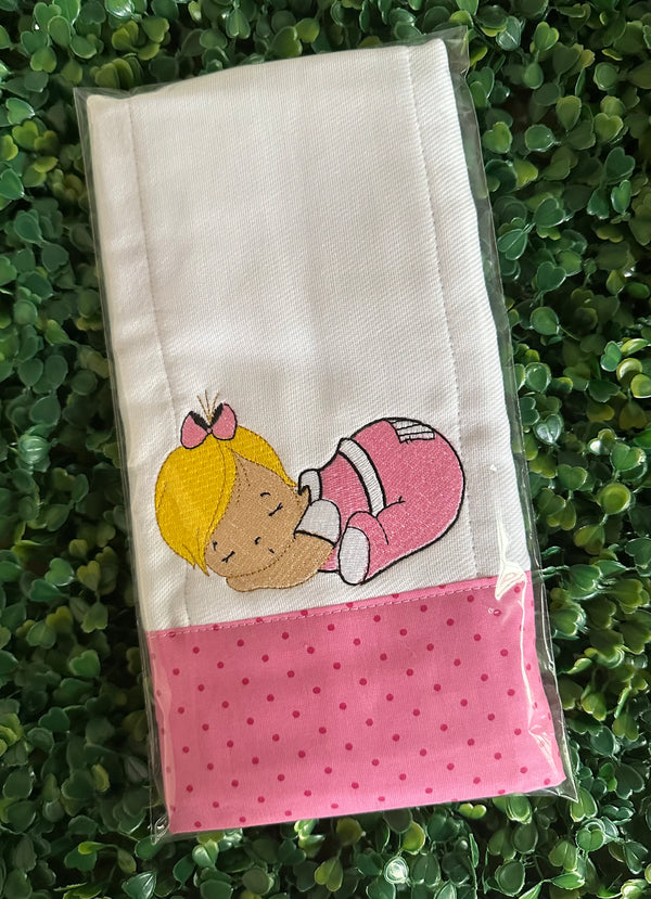 Pequeña bebé