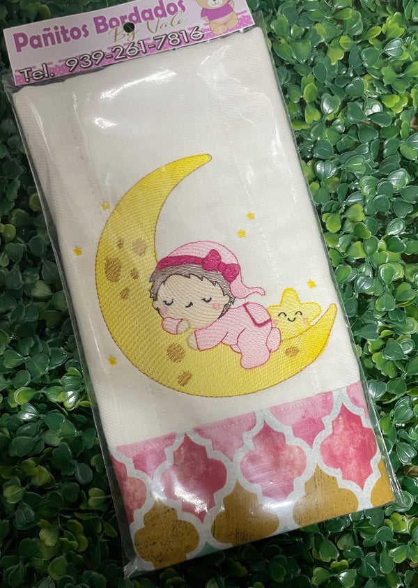 Bebita en luna